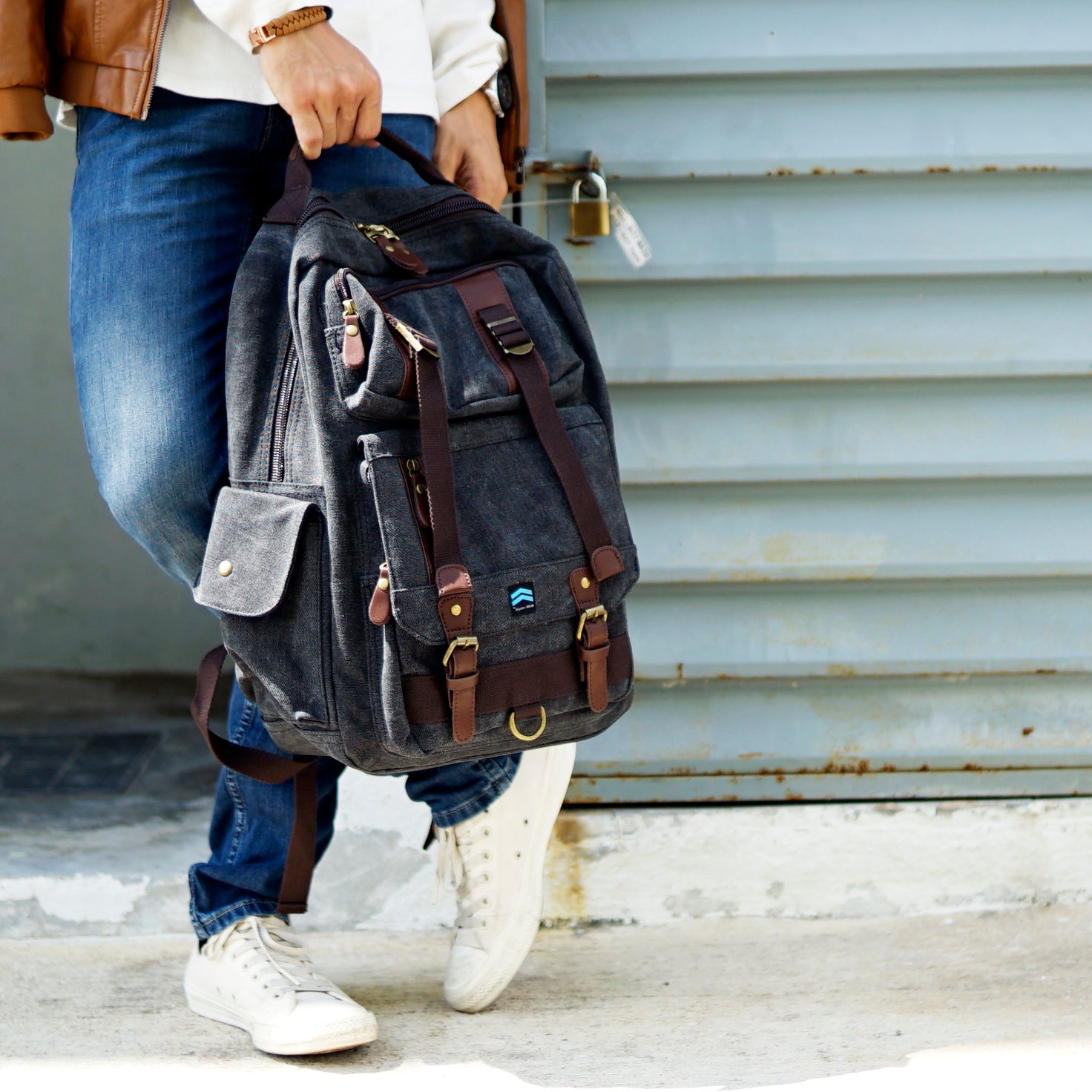 Roots 73 flannel collection backpack top